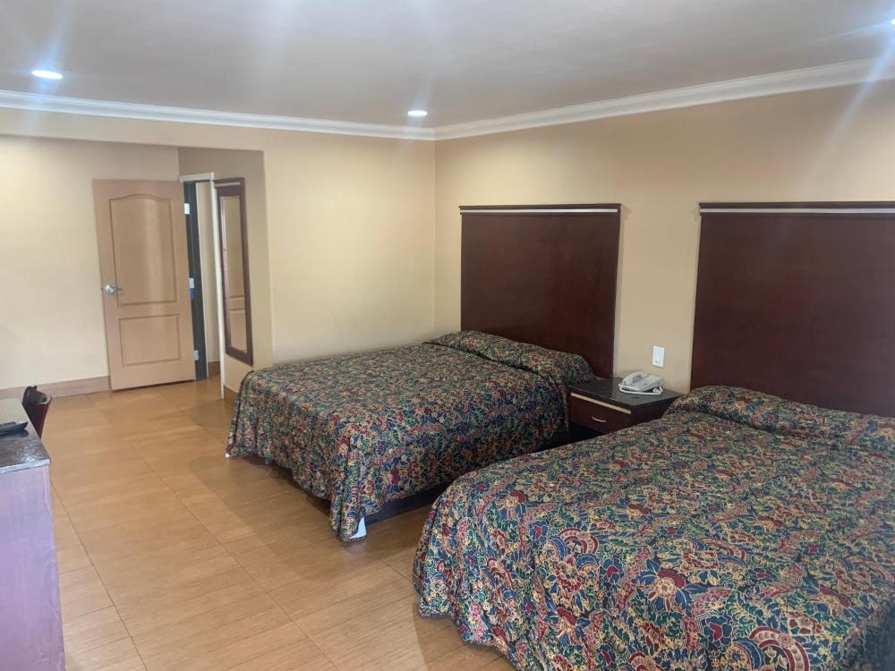 Large Double Room